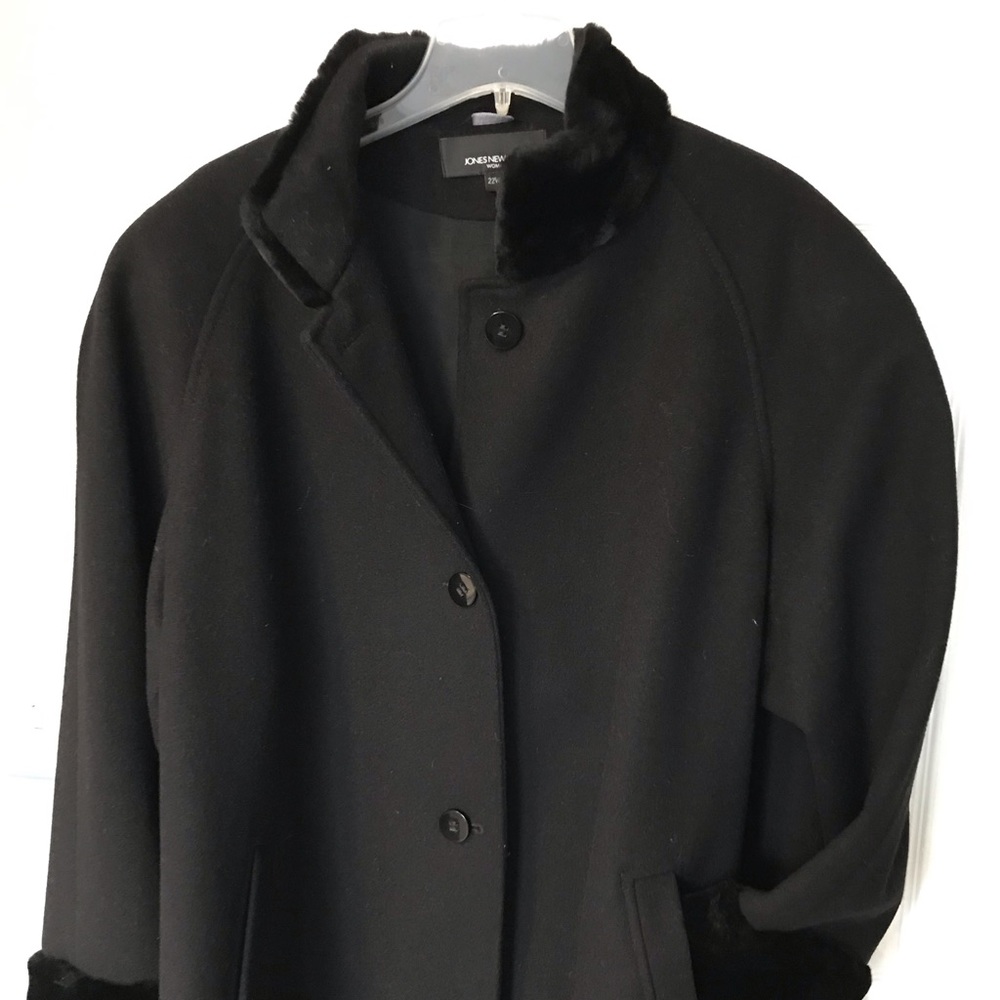 Jones New York wool Walker Coat w/faux fur trim